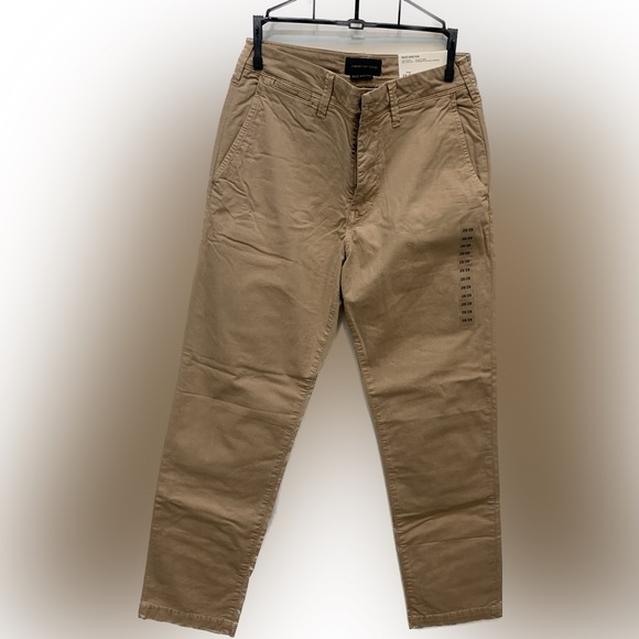 American Eagle Men’s Slim/Straight Khakis - NWT 28/28 - Picture 2 of 11